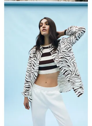 Woman Oversize Fit Shirt Neck Long Sleeve Woven Long Sleeve Shirt 