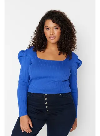 Slim Fit Plus Size Blouse 