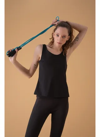Woman Standart Fit Crew Neck Sleeveless Knitted Top 