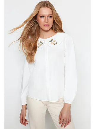 Ecru Collar Woven Shirt with Embroidery Detail TWOSS23GO00009 