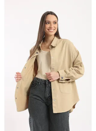 Shirt with Snap Closure 