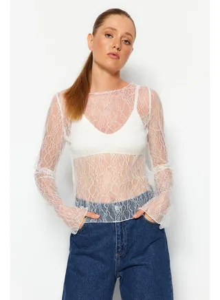 White Regular Fit Boat Neck Lace Elastic Knitted Blouse TWOSS23BZ00795 