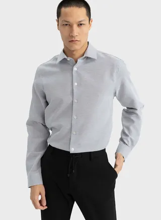 Essential Slim Fit Shirt 