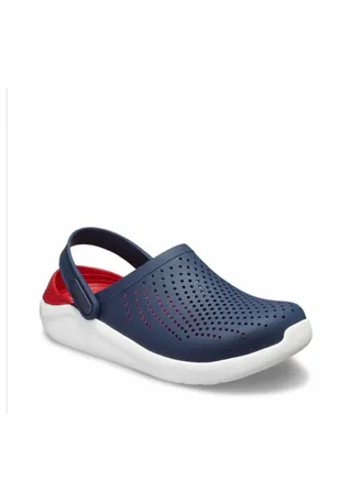 Classic Cut-Out Clogs 