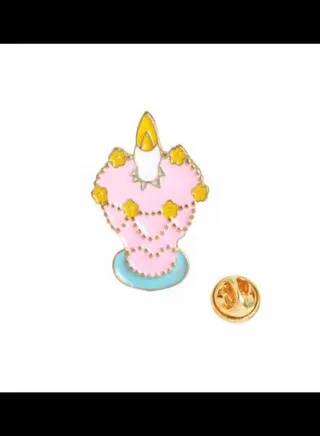 Candle Design Brooch 