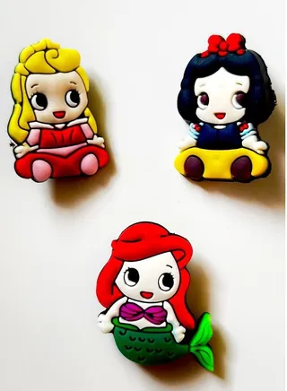 3 Pieces Brooch With Girls Cartoon Characters Design 