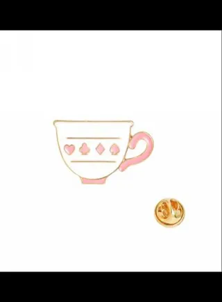 Tea Cup Design Brooch 