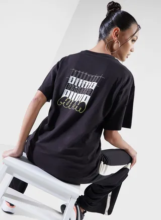 Classics Brand Love Relaxed Graphic T-Shirt