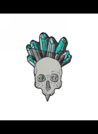 Skull Design Brooch With Colofull Dimonds Shape 