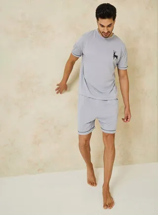 Graphic Print Detail T-shirt and Shorts Set