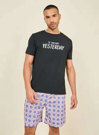 Slogan Print T-shirt and Checkered Short Set 