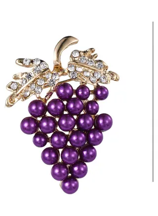 Fashionable Cute Pearl Grape Brooch 