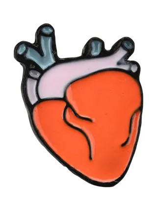 Heart Patterned All Match Brooch 