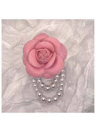 Minimalist And Versatile Brooch 