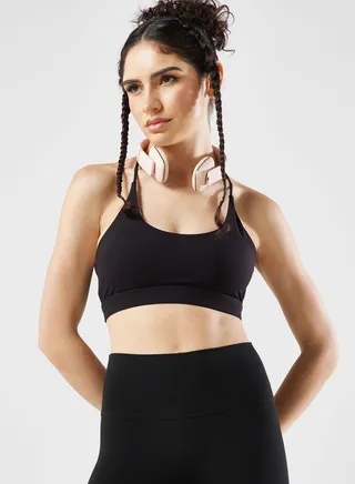 Strappy Back Detail Sports Bra