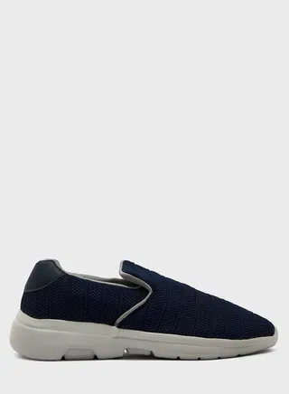 Stride Iii Casual Slip Ons