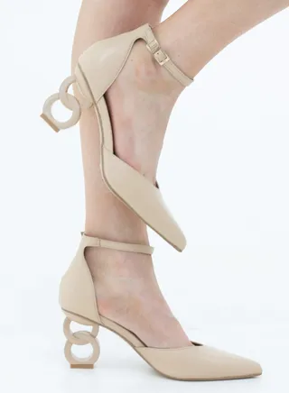 Akshara open waist heel nude 