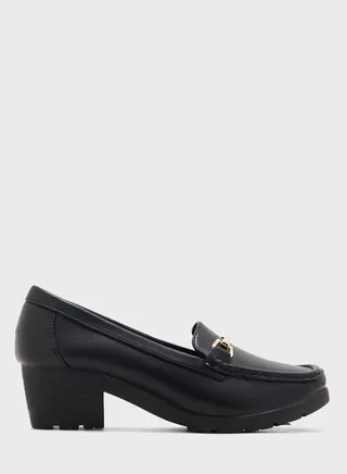 Buckle Detailed Moccasins
