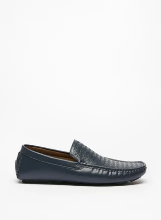 Men Textured Slip On Moccasins