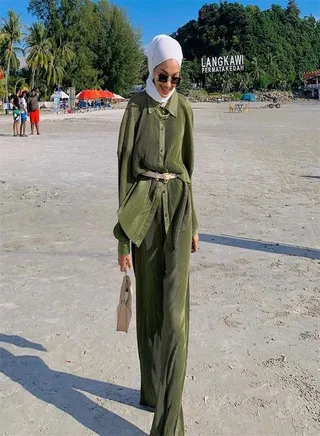 Fashion Solid Color Pleated Slacks Set 