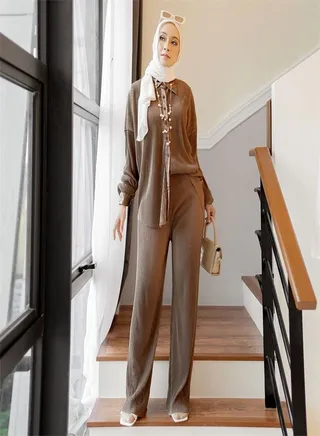 Fashion Solid Color Pleated Slacks Set 