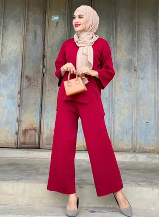 Women's Solid Color Split Set 