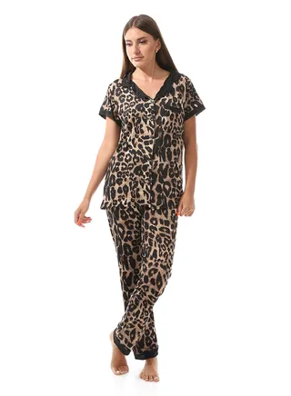 Women Pajama Set With Pants And Button Design 