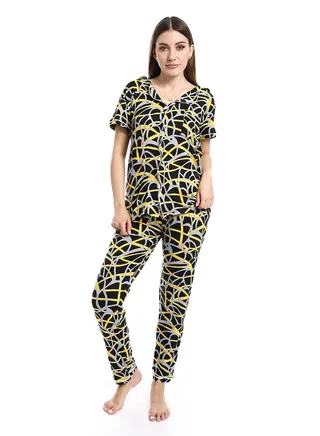 Women Pajama Set With Pants And Button Design 