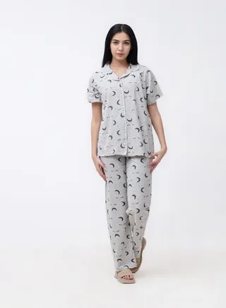 Distinctive summer pajama 