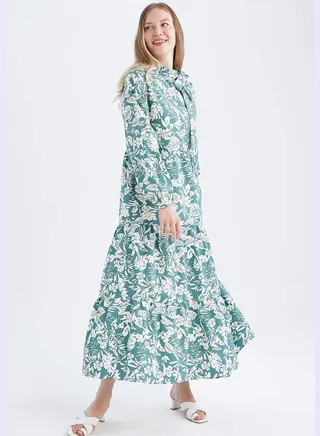 Woman Relax Fit Mock Neck Long Sleeve Woven Dress