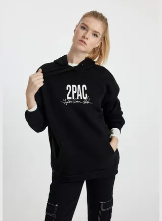 Woman Tupac Shakur Licenced Oversize Fit Hooded Knitted Sweatshirt