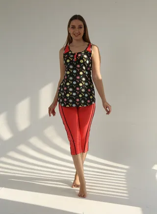 Distinctive summer pajamas 