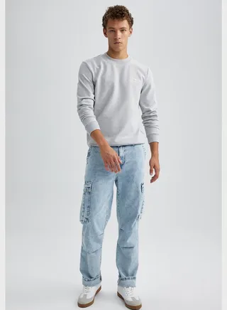 Essential Sweatshirt