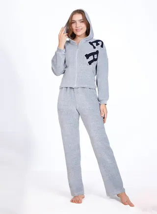 Distinctive winter pajamas 8041 
