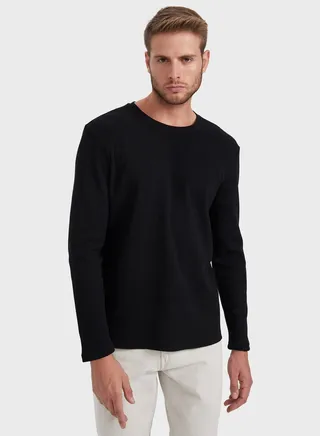 Essential Sweatshirt 
