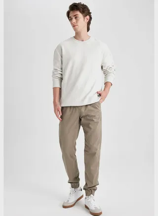 Essential Sweatshirt 
