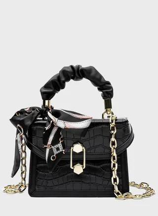 Casual Textured Chain Detail Crossbody 