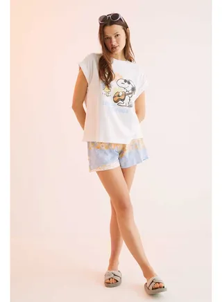 Short Snoopy hippie pajamas 