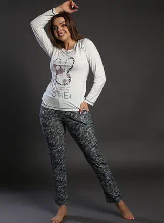 Distinctive summer pajama 