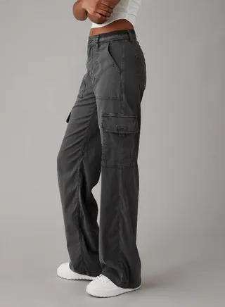 AE Dreamy Drape Stretch Cargo Super High-Waisted Baggy Wide-Leg Pant 