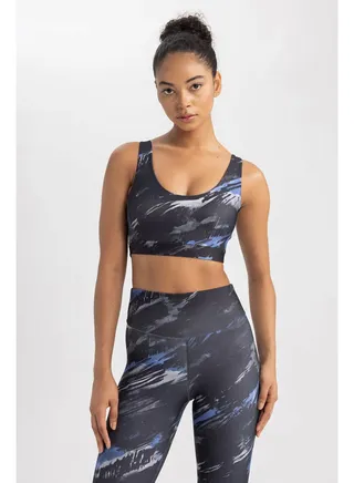 Woman Knitted Crew Neck Sleeveless Bralette 
