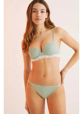 BEAUTIFUL lace bra 