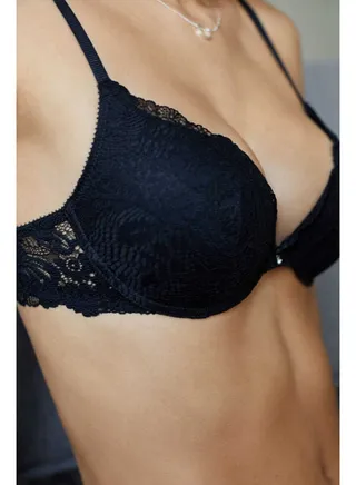 GORGEOUS lace push-up bra 