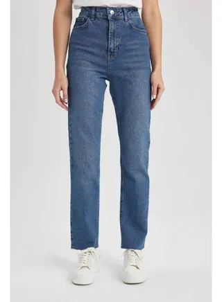 Woman Vintage Straight Denim Trousers 