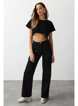 Black High Waist Wide Leg Jeans with Cargo Pocket TWOAW22JE0392 