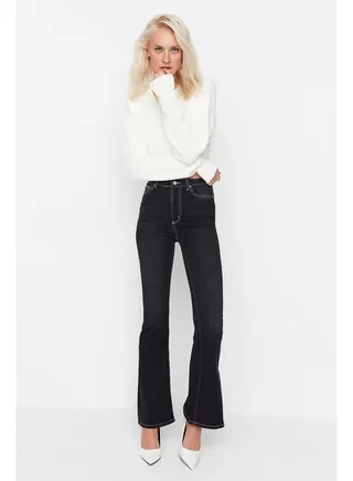 Black High Waist Flare Jeans TWOSS22JE0460 