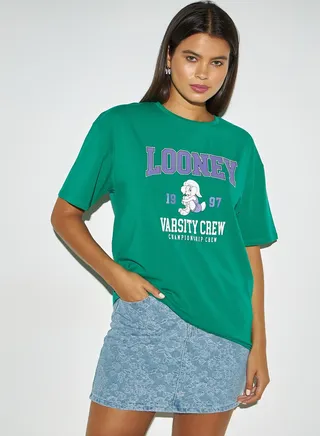 Looney Tunes Print Longline T-shirt with Crew Neck and Drop Shoulder Sleeves 