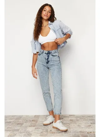 Blue More Sustainable High Waist Slim Mom Jeans TWOSS24JE00081 