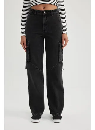 Woman Wideleg Cargo Denim Trousers 