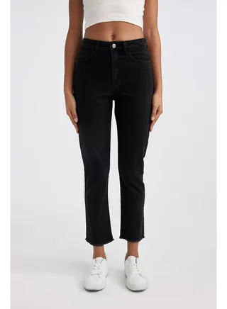 Woman Vintage Straight Denim Trousers 